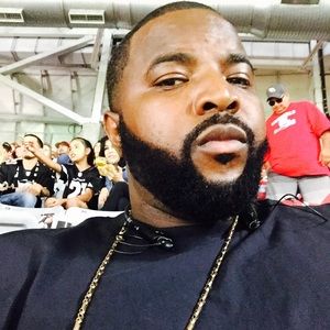 Meet your Posher, Jc